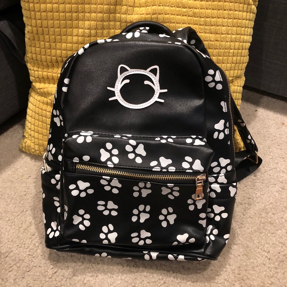 Lovely kitty backpack